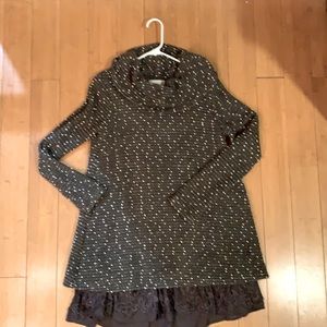 Altar’d State Tunic Sweater with Lace Trim. Women’s Large.